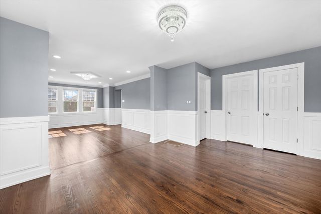 9443 S Racine Avenue, Chicago, IL 60620