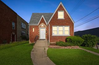 9443 S Racine Avenue, Chicago, IL 60620