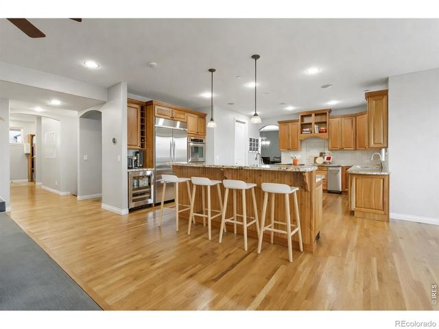 8712 Portico Lane, Longmont, CO 80503