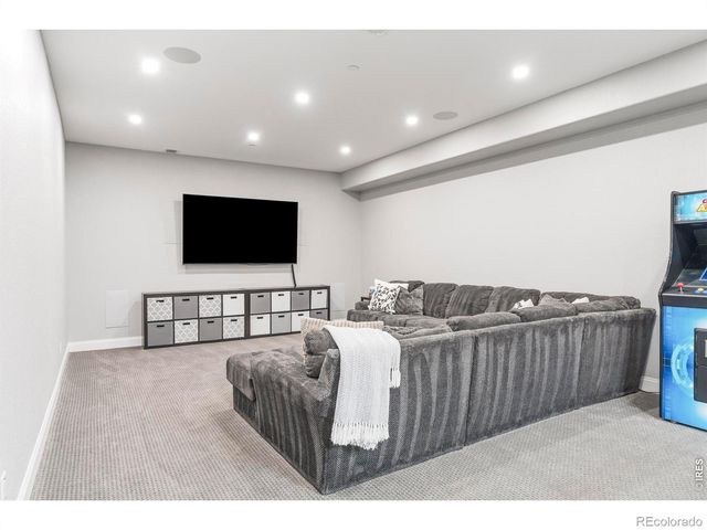 8712 Portico Lane, Longmont, CO 80503