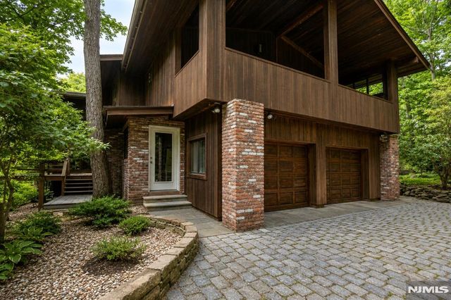 34 Cambridge Way, Alpine, NJ 07620