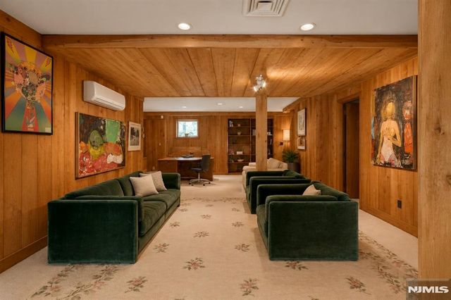 34 Cambridge Way, Alpine, NJ 07620
