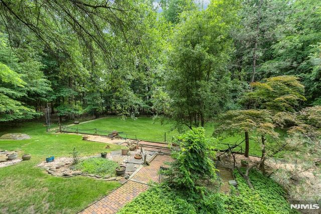 34 Cambridge Way, Alpine, NJ 07620