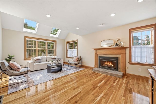 23 Piccadilly Way, Westborough, MA 01581