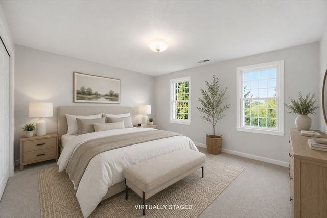 23 Piccadilly Way, Westborough, MA 01581