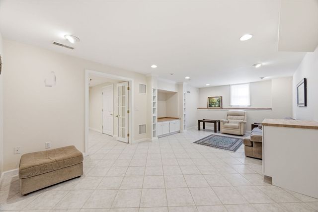 23 Piccadilly Way, Westborough, MA 01581