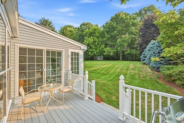 23 Piccadilly Way, Westborough, MA 01581