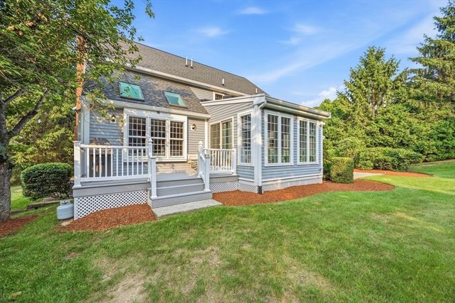 23 Piccadilly Way, Westborough, MA 01581