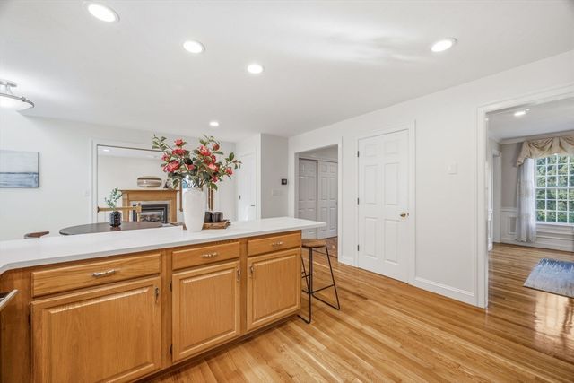 23 Piccadilly Way, Westborough, MA 01581