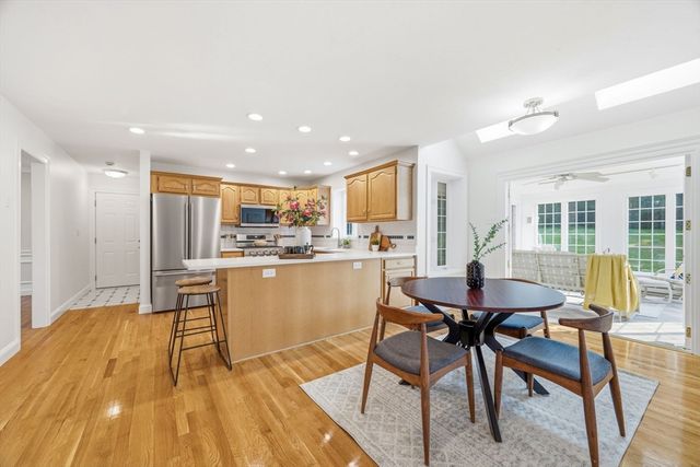 23 Piccadilly Way, Westborough, MA 01581