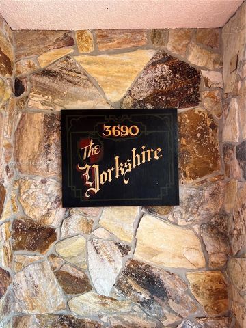 3690 Inverrary Dr 1K, Lauderhill, FL 33319