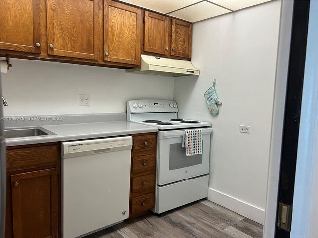 3690 Inverrary Dr 1K, Lauderhill, FL 33319