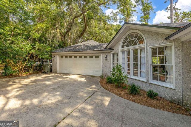 106 Draughons Drive, St. Simons, GA 31522