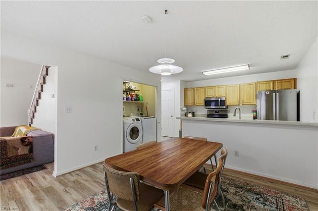 826 Miller Creek LN, Newport News, VA 23603