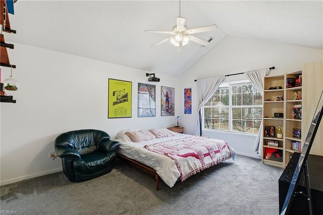 826 Miller Creek LN, Newport News, VA 23603