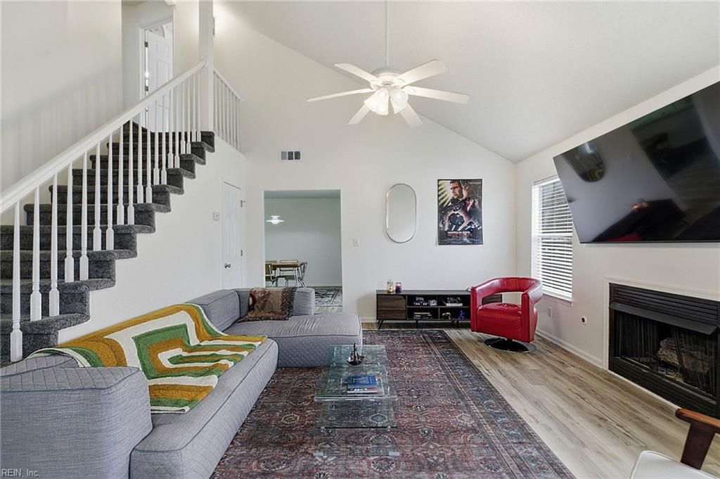 826 Miller Creek LN, Newport News, VA 23603