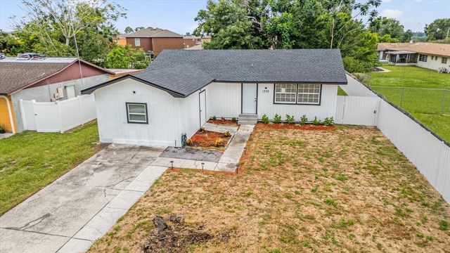 1730 AVENUE C NE, Winter Haven, FL 33881