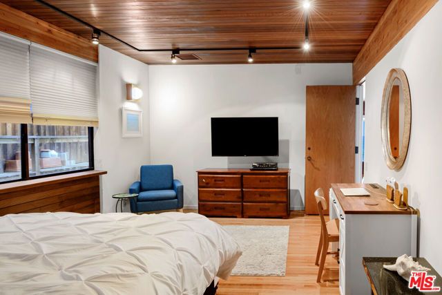 24638 Malibu Road, Malibu, CA 90265