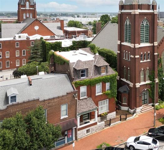 1808 S 9th Street, St Louis, MO 63104