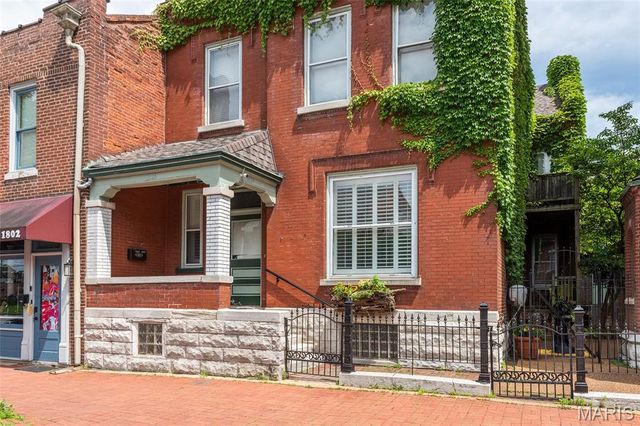 1808 S 9th Street, St Louis, MO 63104