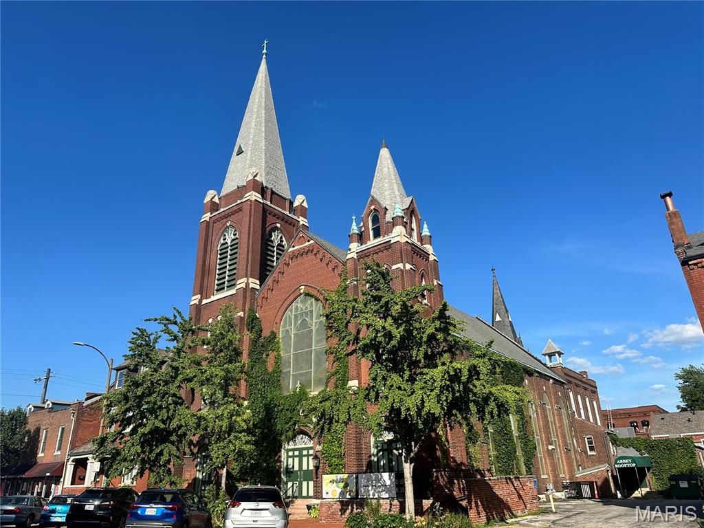 1808 S 9th Street, St Louis, MO 63104
