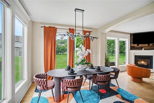 5605 NE Misty Meadow Place, Lee's Summit, MO 64064