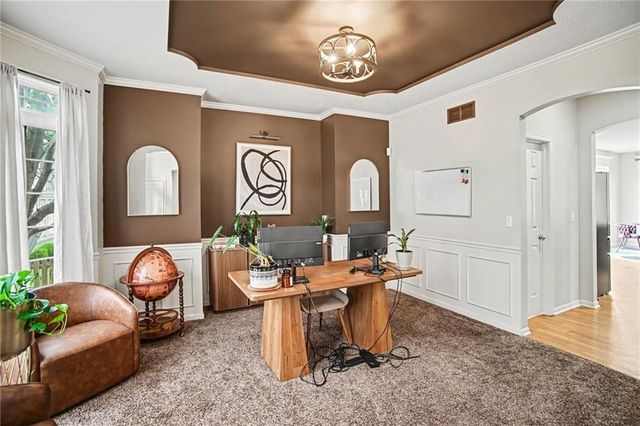 5605 NE Misty Meadow Place, Lee's Summit, MO 64064