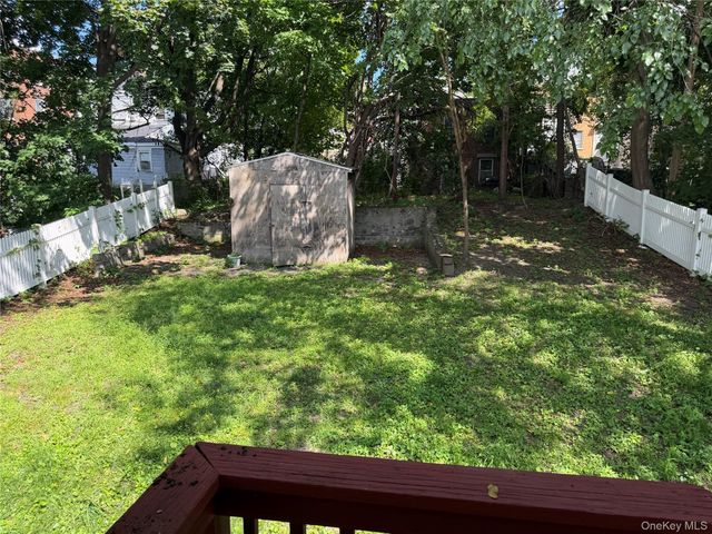 29 Delano Street 2, Poughkeepsie, NY 12601