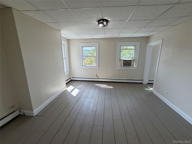 29 Delano Street 2, Poughkeepsie, NY 12601