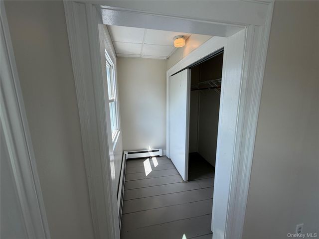 29 Delano Street 2, Poughkeepsie, NY 12601