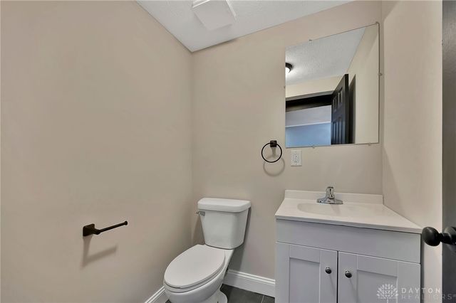 56 Skokiaan Drive, Franklin, OH 45005