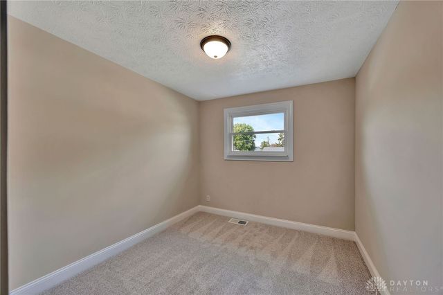 56 Skokiaan Drive, Franklin, OH 45005