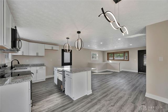 56 Skokiaan Drive, Franklin, OH 45005