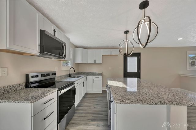 56 Skokiaan Drive, Franklin, OH 45005