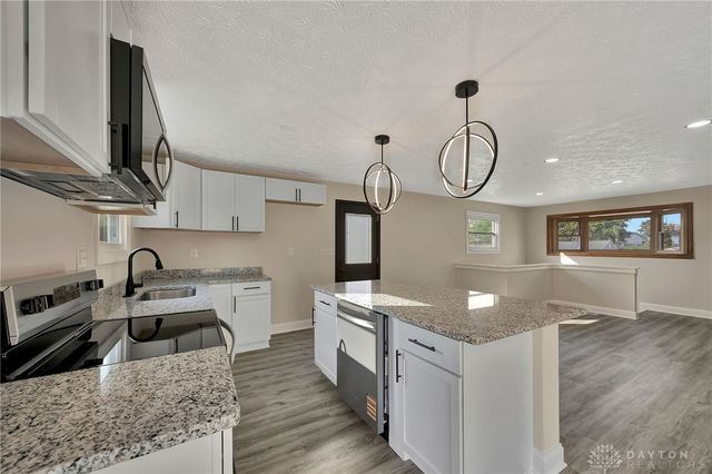 56 Skokiaan Drive, Franklin, OH 45005