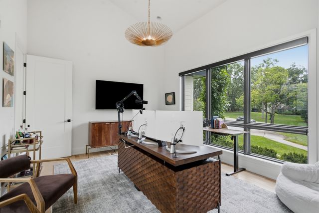 710 Bresslyn Rd, Nashville, TN 37205