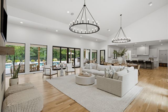 710 Bresslyn Rd, Nashville, TN 37205