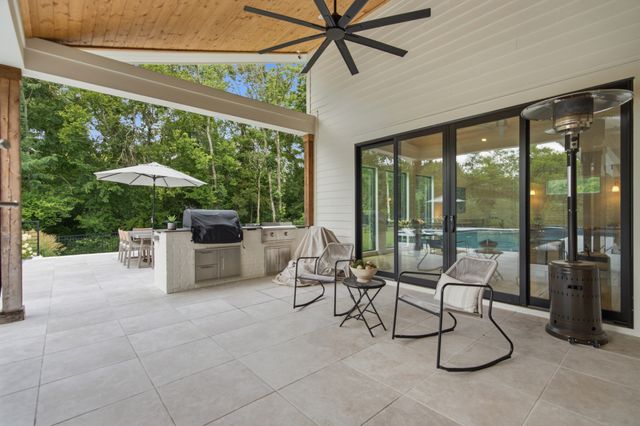 710 Bresslyn Rd, Nashville, TN 37205