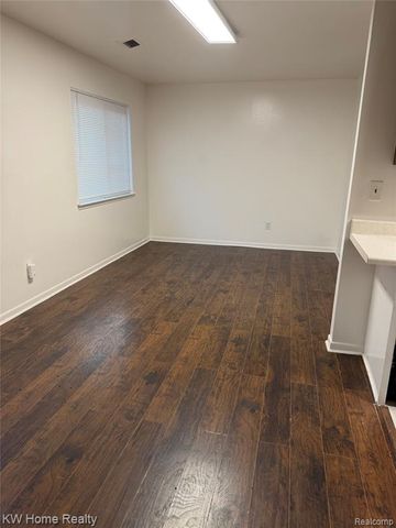 22768 Ashley Street, Farmington Hills, MI 48336