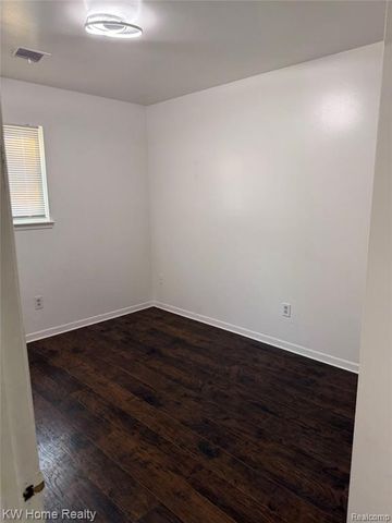 22768 Ashley Street, Farmington Hills, MI 48336