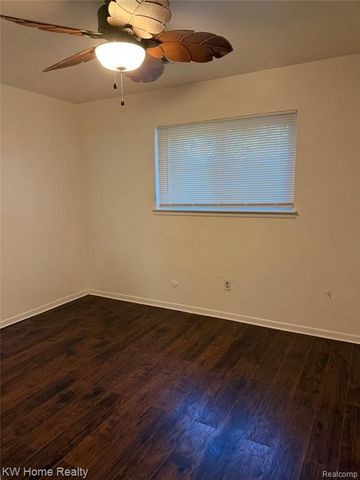 22768 Ashley Street, Farmington Hills, MI 48336