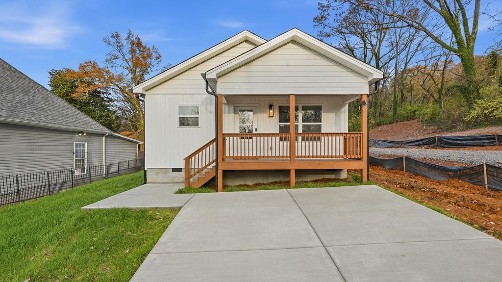 2404 Awtry Street, Chattanooga, TN 37406