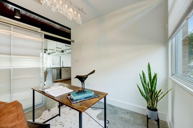 2205 N Lamar BLVD 125, Austin, TX 78705