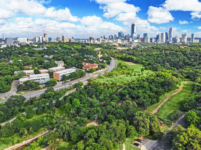 2205 N Lamar BLVD 125, Austin, TX 78705