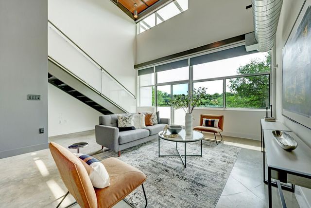 2205 N Lamar BLVD 125, Austin, TX 78705