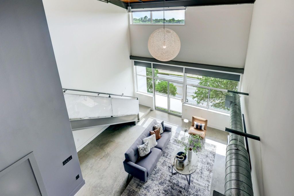 2205 N Lamar BLVD 125, Austin, TX 78705