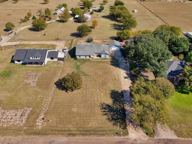 134 Thiele Road, Lorena, TX 76655
