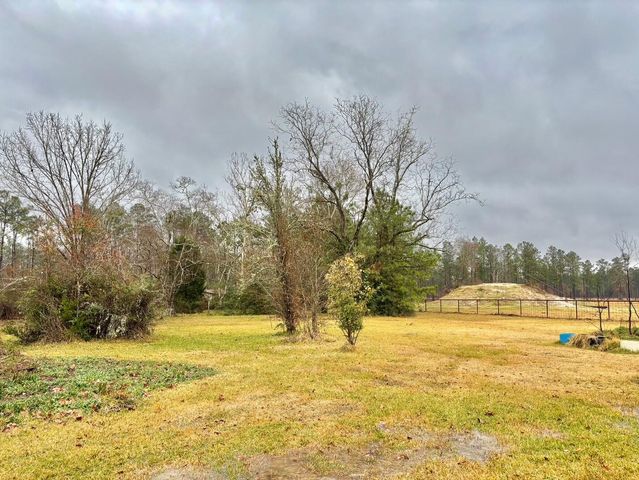 4091 Hecker Rd, Iowa, LA 70647