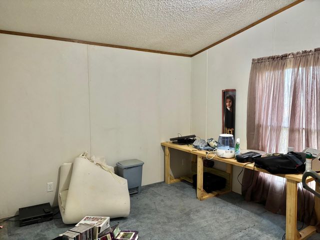 4091 Hecker Rd, Iowa, LA 70647