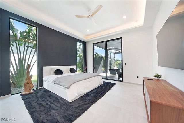 3311 SW 11th CT, Cape Coral, FL 33914